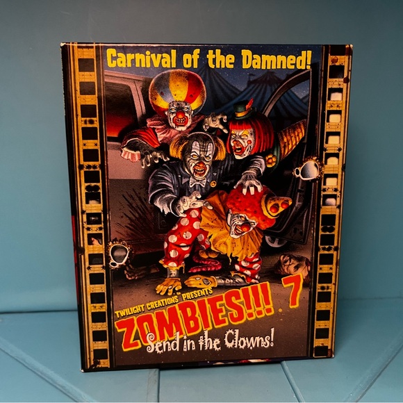 Twilight Creations’ Zombies!!! 7: Send in the Clowns Board Game - First Edition - Picture 1 of 9